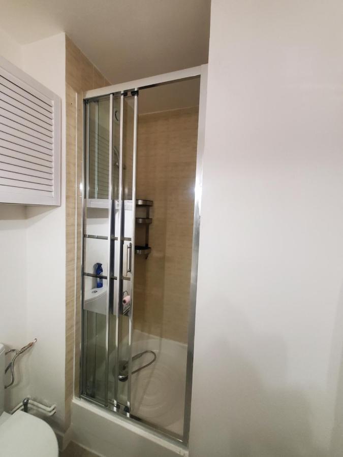 Joli Petit Studio Au Centre De Carry Le Rouet Apartamento Exterior foto