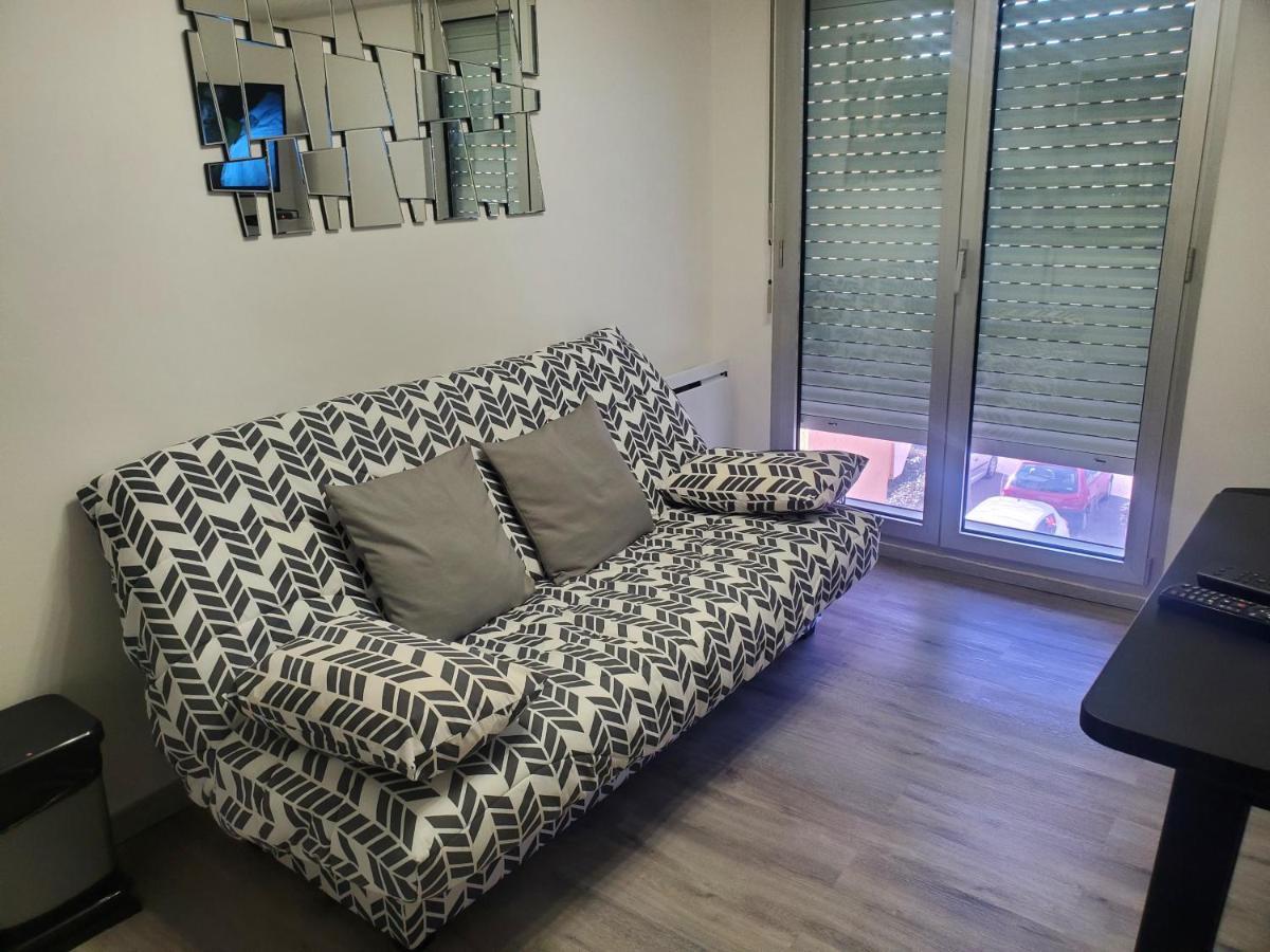 Joli Petit Studio Au Centre De Carry Le Rouet Apartamento Exterior foto